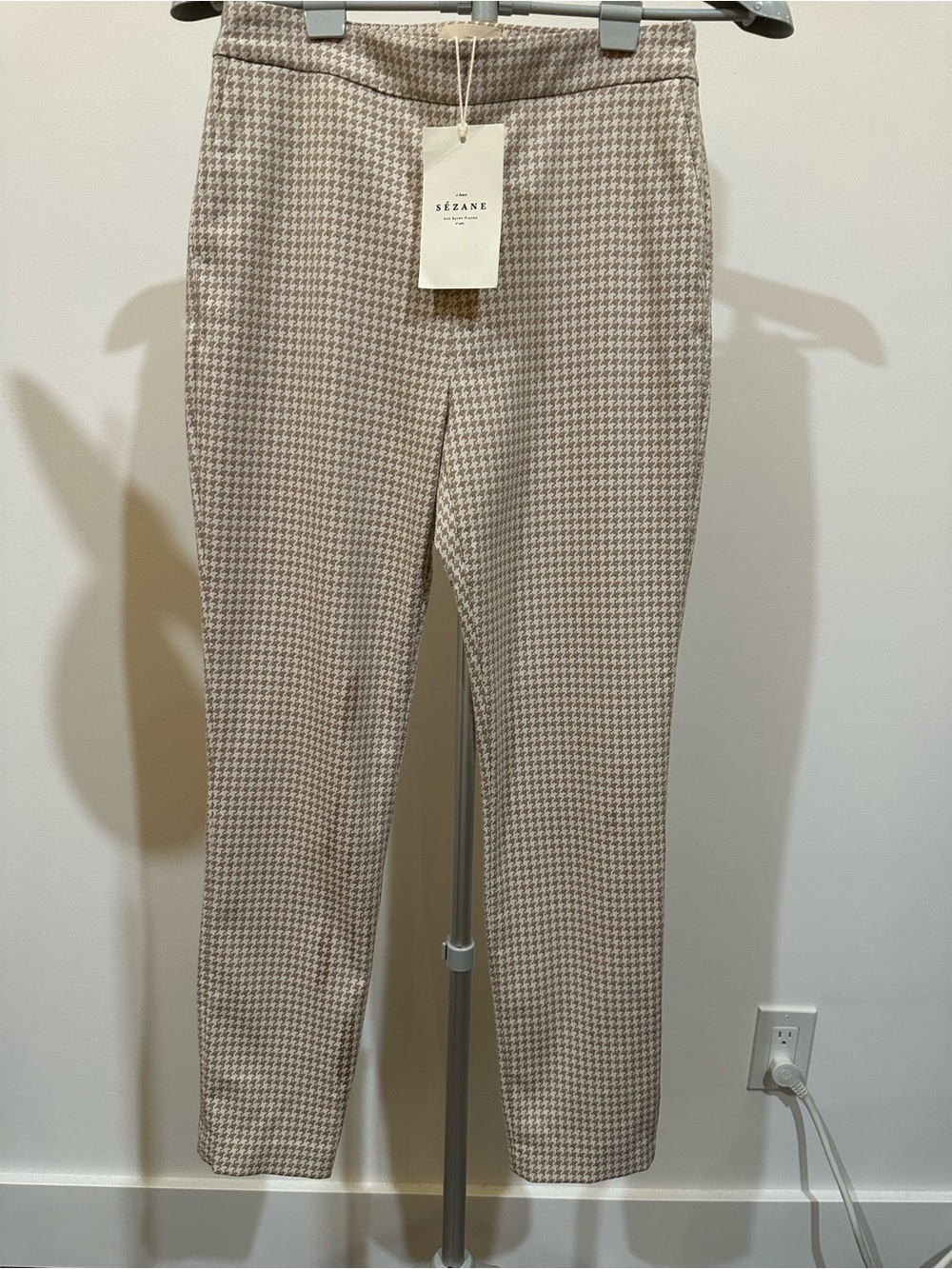 Sezane Beige Houndstooth Trousers
